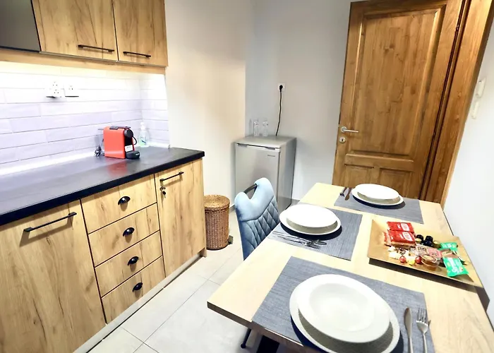 στυλ & άνεση στο κέντρο La Maison 12 ανακαινισμένο